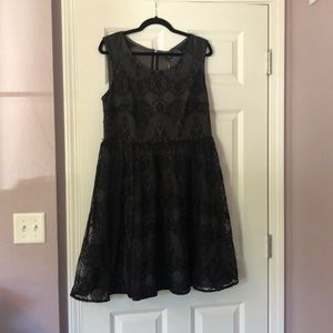 6th & Ln Gray & Black lace dress - size 14